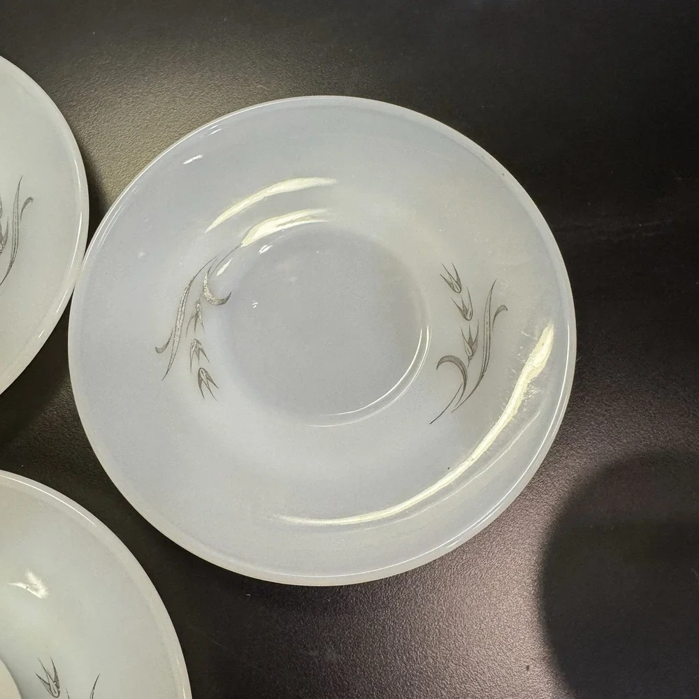 Anchor Hocking Silver Wheat Harvest Pattern Suburbia Cup & Saucer Set of 4 Retro